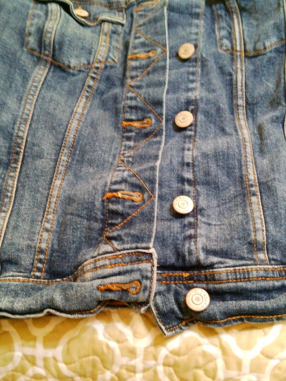 OLD NAVY LADIES DENIM JACKET GOOD CONDITION SIZE LARGE - Picture 5 of 6